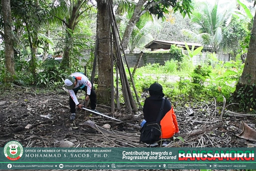 READ| The Office of the Member of Parliament (MP) Mohammad S. Yacob, Ph.D., represented by Supervising Political Affairs Officer I Hammad A. Yacob, joined the site visitation of the three (3) covered courts under the Transitional Development Impact F