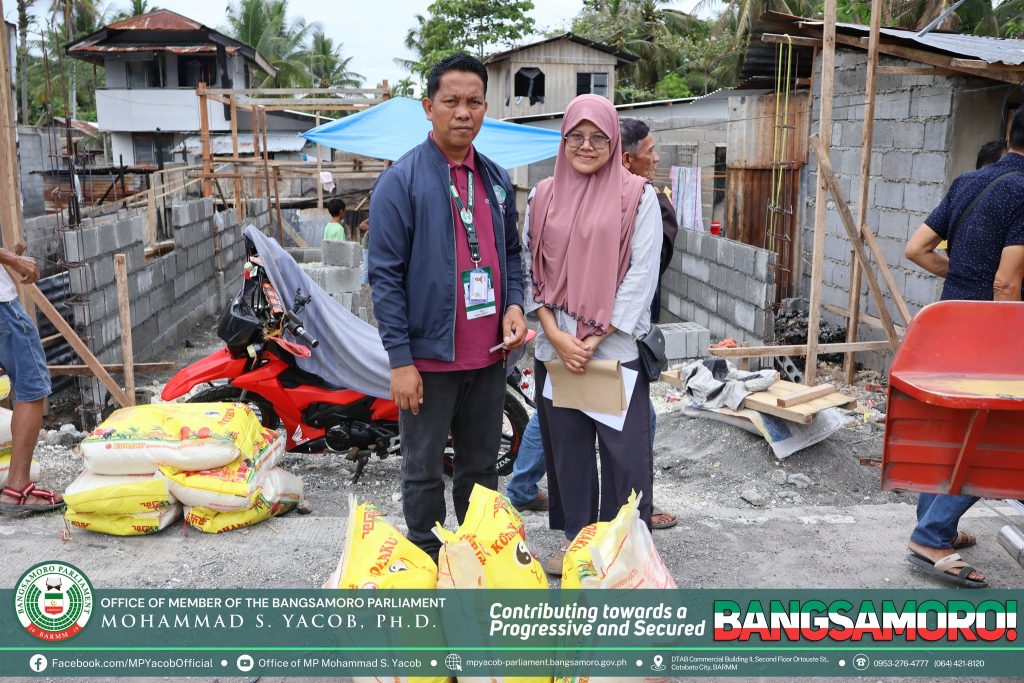 READ| The Office of Member of the Parliament (MP) Mohammad S. Yacob, Ph.D., has successfully distributed 60 sacks of rice, each weighing 25 kilograms, to the 20 household families who lost their homes in a large fire in Barangay Salimbao, Sultan Kuda